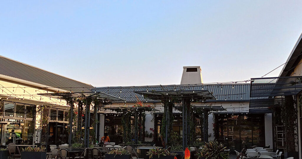 Artcaffe restaurant Naivasha safari Centre places to eat