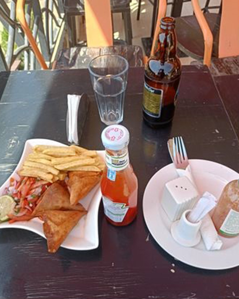 snacks chips samosa bulbul lounge bar restaurant naivasha nest boutique south lake places to eat