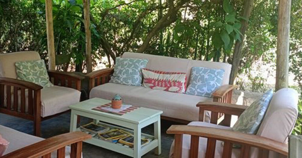 the coffee hut restaurant naivasha moi south lake road places to eat